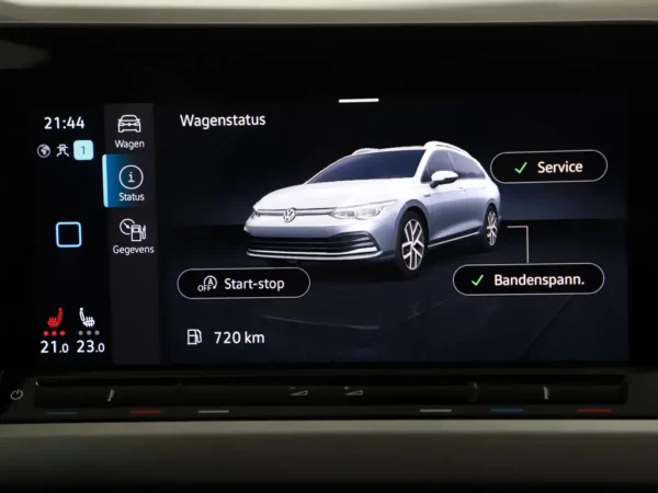 Photo 16 of 33 of WVWZZZCD2PW528663 Volkswagen GOLF Variant 1.0 eTSI Life Business