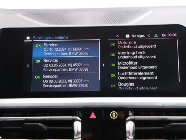 Photo 16 of 34 of WBA6N31060FL56510 BMW 3 Serie Touring 330e Business Edition Plus LED