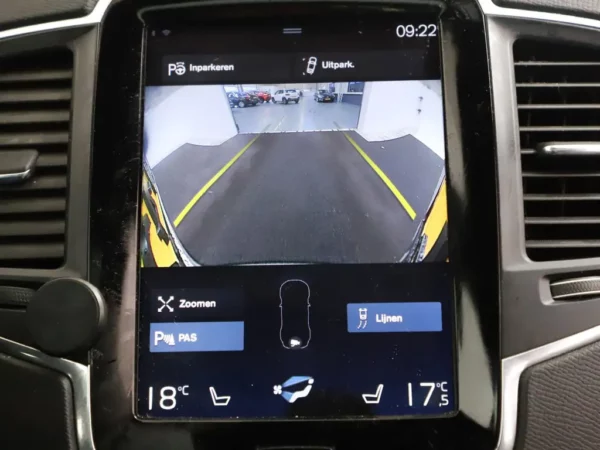 Photo 16 of 36 of YV1LFBABDH1149222 Volvo XC90 2.0 T8 Twin Engine AWD Inscription