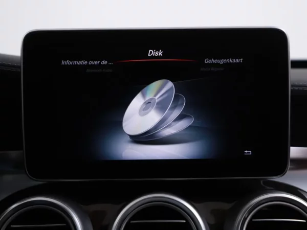 Photo 16 of 39 of WDD2052661F464977 Mercedes-Benz C-Klasse Estate 400 4MATIC Ambition