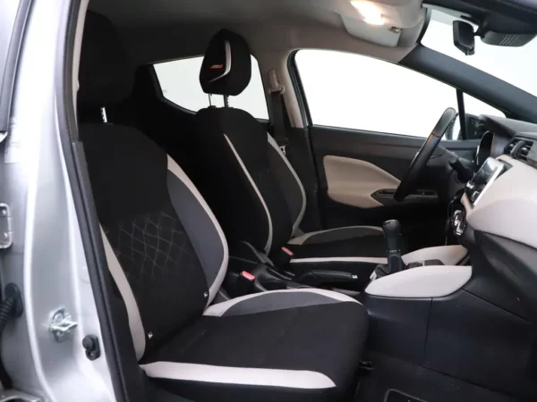 Photo 17 of 23 of VNVK1400469960207 Nissan Micra 1.0 IG-T N-Design (5-drs Hatchb.)