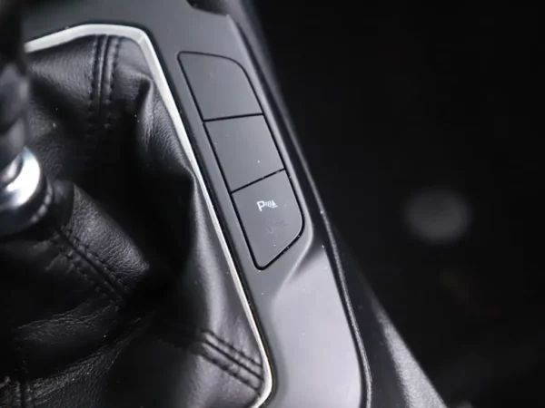 Photo 17 of 29 of WF0PXXGCHPKY79662 Ford FOCUS Wagon 1.0 EcoBoost Titanium Business 5-drs Combi