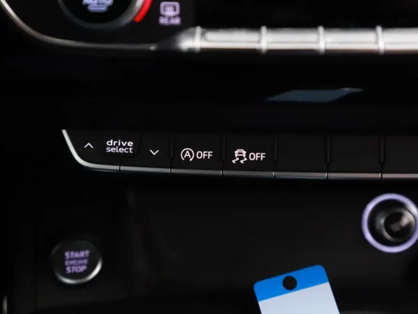 Photo 17 of 31 of WAUZZZF52JA089115 Audi A5 Sportback 1.4 TFSI Aut. Sport S-line Edition LED