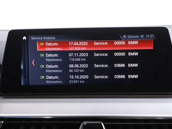 Photo 17 of 34 of WBAJL11080BC88242 BMW 5 Serie Touring 520i High Executive 5-drs Combi