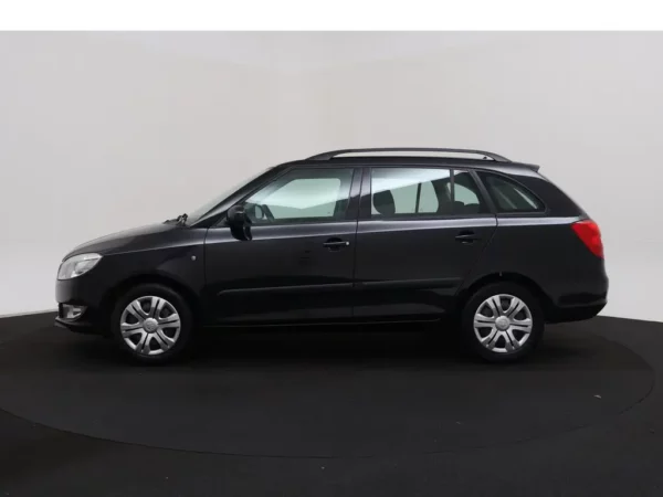 Photo 18 of 21 of TMBJM25J4E3123375 Skoda Fabia Combi 1.2 TSI Sprint Cruise