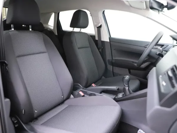 Photo 18 of 25 of WVWZZZAW7RU033264 Volkswagen Polo 1.0 TSI Polo (5-drs Hatchb.)