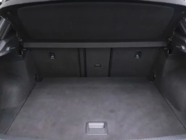 Photo 18 of 28 of WVGZZZA1ZJV009374 Volkswagen T-Roc 1.5 TSI Sport Cruise Led