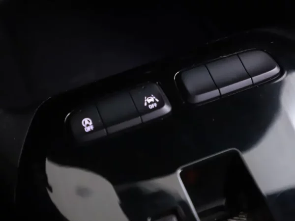 Photo 18 of 29 of VXKUPHPY0R4205926 Opel Corsa 1.2 Turbo Aut. Hybrid GS-Line