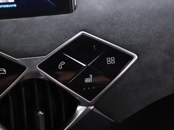 Photo 18 of 33 of VR1UJZKXZLW027786 DS DS 3 Crossback E-Tense Business 50 kWh (5-drs SUV)