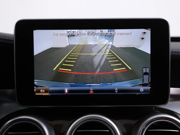 Photo 18 of 39 of WDD2052661F464977 Mercedes-Benz C-Klasse Estate 400 4MATIC Ambition