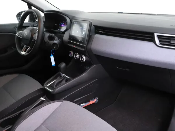 Photo 19 of 24 of VF1RJA00074068634 Renault Clio 1.6 E-Tech Full Hybrid 145