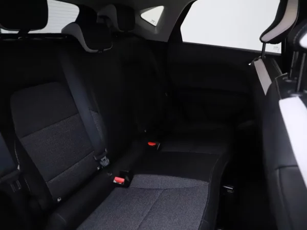 Photo 19 of 28 of VF1RJB00966036371 Renault Captur 1.0 TCe 100 Intens (5-drs