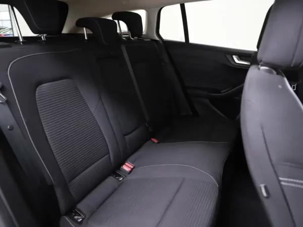 Photo 19 of 28 of WF0PXXGCHPKM82966 Ford FOCUS Wagon 1.0 Aut. EcoBoost Titanium