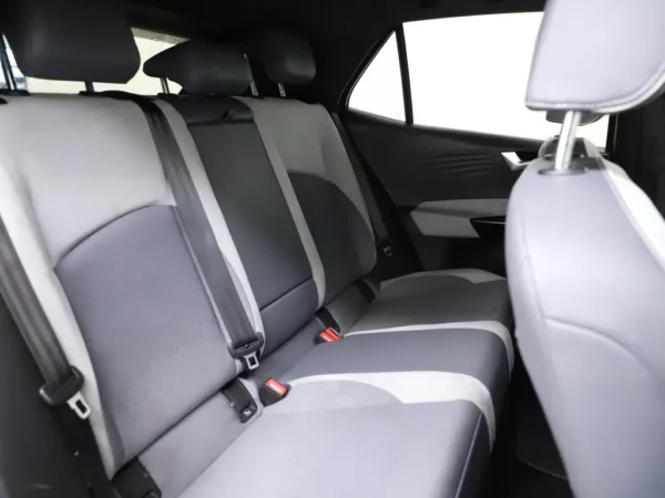 Photo 19 of 28 of WVWZZZE1ZMP002540 Volkswagen ID.3 First Plus 58 kWh IQ-Light