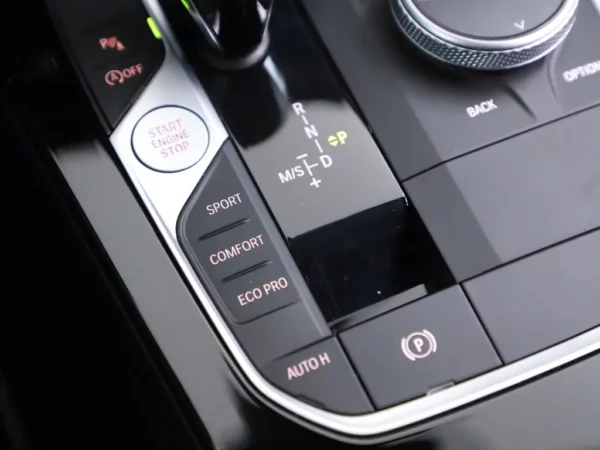 Photo 19 of 29 of WBA11AK0707G88610 BMW 2 Serie Gran Coupé 218i High