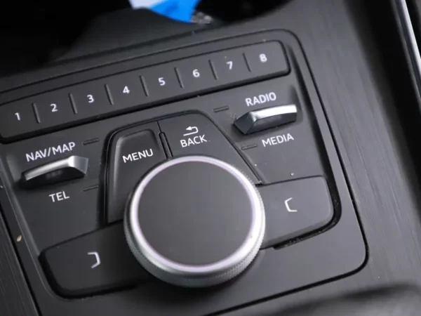 Photo 19 of 31 of WAUZZZF52JA089115 Audi A5 Sportback 1.4 TFSI Aut. Sport S-line Edition LED