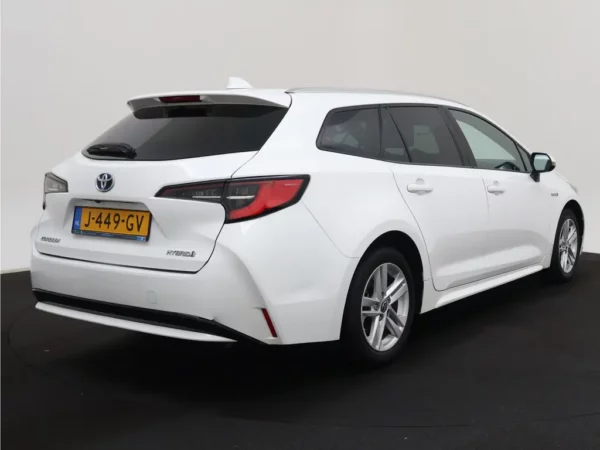 Photo 2 of 26 of SB1Z93BE90E127408 Toyota Corolla Touring Sports 1.8 Hybrid Active