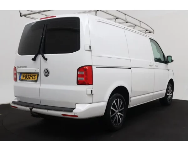Photo 2 of 28 of WV1ZZZ7HZKX007862 Volkswagen Transporter 2.0 TDI L1H2 Highline (Bestel)