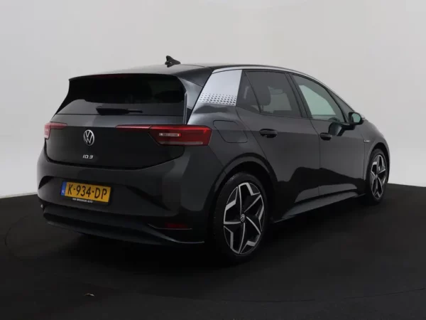 Photo 2 of 28 of WVWZZZE1ZMP002540 Volkswagen ID.3 First Plus 58 kWh IQ-Light