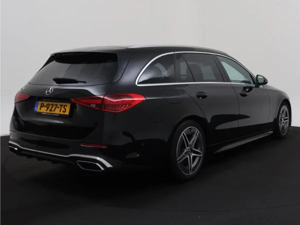 Photo 2 of 33 of W1K2062411F039957 Mercedes-Benz C-Klasse Estate 180 Aut. AMG Line 5-drs Combi