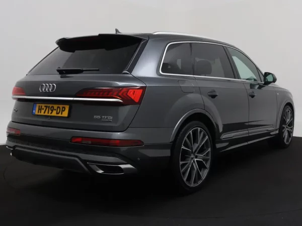 Photo 2 of 34 of WAUZZZ4M3LD007324 Audi Q7 55 TFSI quattro Pro Line S 7p