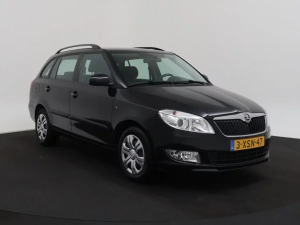 Photo 20 of 21 of TMBJM25J4E3123375 Skoda Fabia Combi 1.2 TSI Sprint Cruise