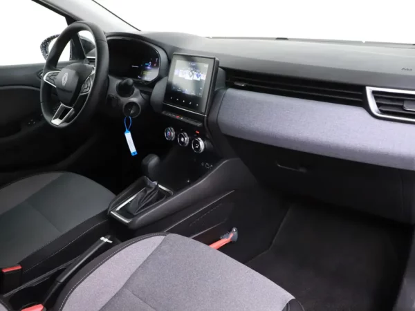 Photo 20 of 25 of VF1RJA00974068602 Renault Clio 1.6 E-Tech Full Hybrid 145