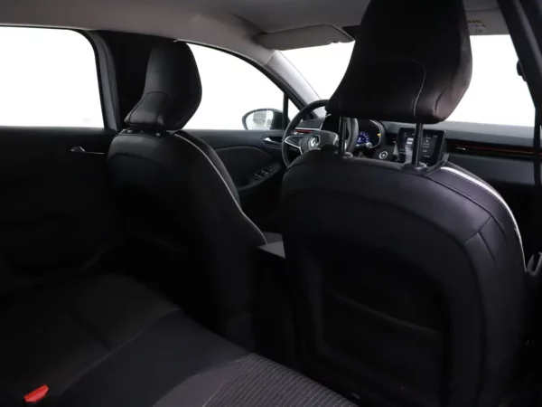 Photo 20 of 27 of VF1RJA00266164445 Renault Clio 1.0 TCe Intens LED