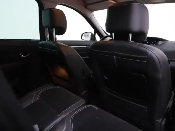 Photo 20 of 28 of VF1JZD6J651900354 Renault Scénic Xmod 1.2 TCe Bose Alcantare