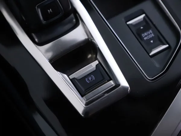 Photo 20 of 32 of VF3MRHNSULS278867 Peugeot 5008 1.2 Aut. PureTech Allure 5-drs SUV