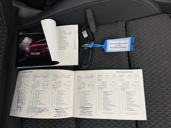 Photo 21 of 26 of W0VBE8EA5K8056052 Opel Astra Sports Tourer 1.0 Turbo Business