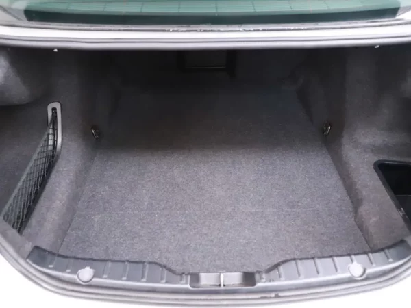 Photo 21 of 30 of WBA5A31080D744552 BMW 5 Serie 520i Aut. Last Minute Edition 4-drs Sedan