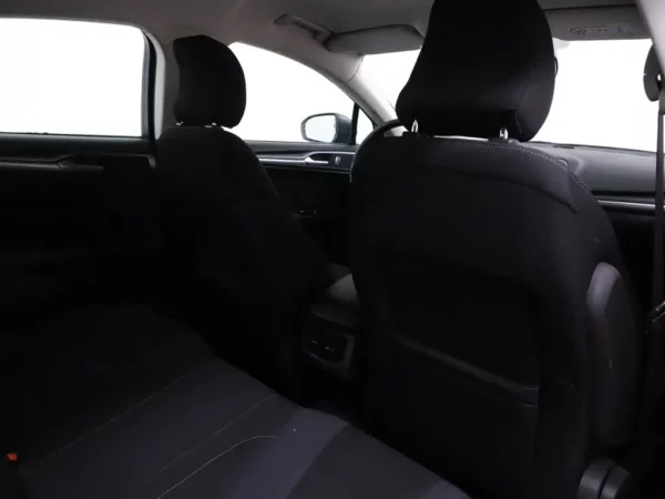 Photo 21 of 30 of WF0EXXWPCEFL17297 Ford Mondeo 1.5 Titanium Navi