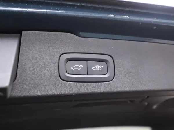 Volvo V60 2.0 T5 Aut. R-Design LED