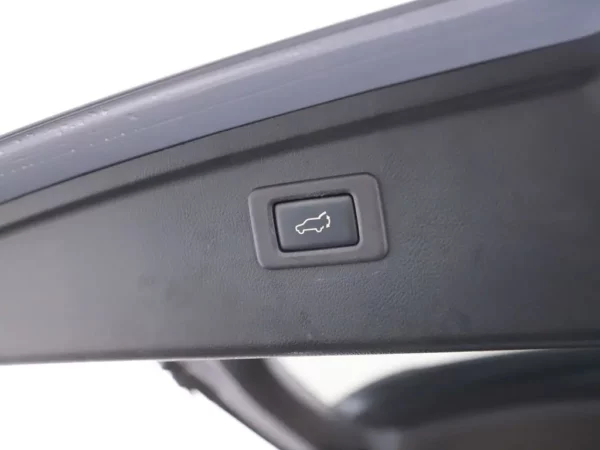 Photo 21 of 33 of JF1BS9LC2FG024715 Subaru Outback 2.5i Premium Pano