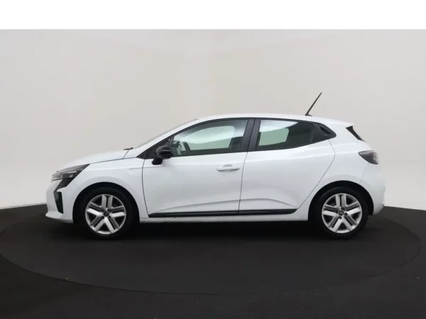 Photo 22 of 25 of VF1RJA00674065222 Renault Clio 1.6 E-Tech Full Hybrid 145