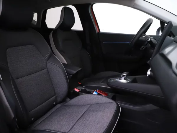 Photo 22 of 29 of VF1RJB00766260982 Renault Captur 1.6 E-Tech Plug-in Hybrid 160 Intens