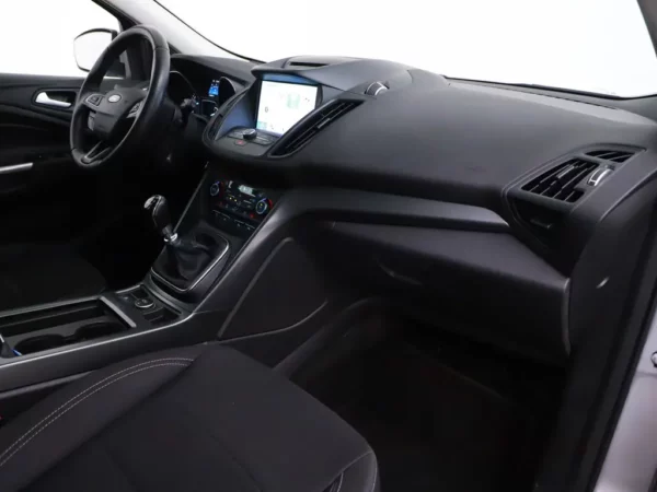 Photo 22 of 29 of WF0AXXWPMAJJ25190 Ford Kuga 1.5 EcoBoost Titanium Led