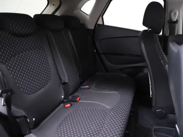 Photo 22 of 31 of VF1R8700763606314 Renault Captur 0.9 TCe Intens Navi