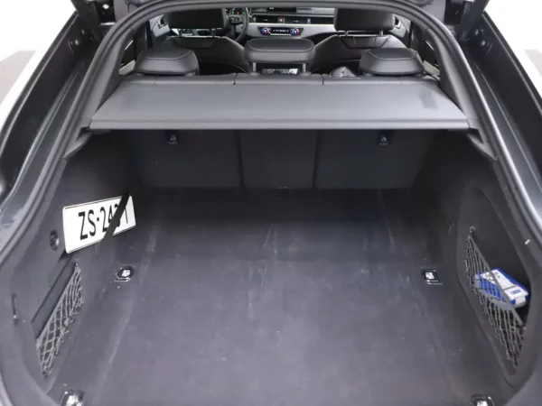 Photo 22 of 34 of WAUZZZF56KA068463 Audi A5 Sportback 35 TFSi Sport S-Tronic