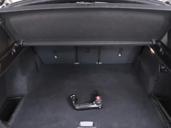 Photo 22 of 36 of WBA31AA01L3L54513 BMW X1 sDrive18i Aut.