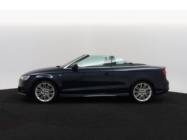 Photo 23 of 26 of WAUZZZ8V7J1006064 Audi A3 Cabriolet 1.5 Aut. TFSI CoD
