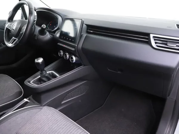 Photo 23 of 29 of VF1RJA00365530239 Renault Clio 1.0 TCe Intens LED