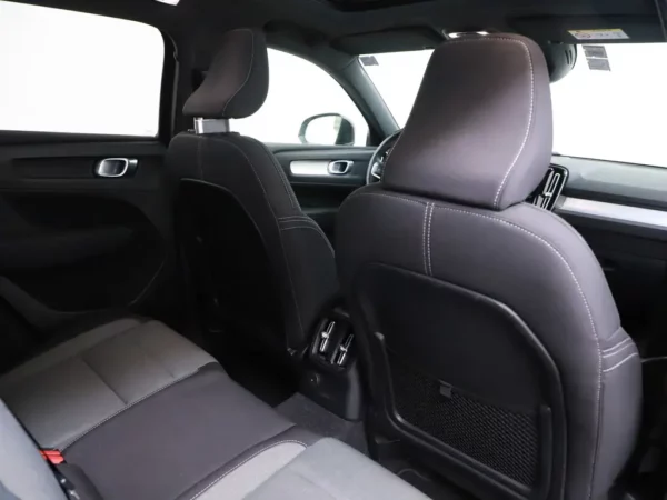 Photo 23 of 32 of YV1XZBBVFM2438154 Volvo XC40 1.5 T5 Recharge Business Pro