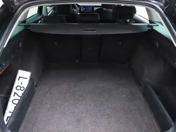 Photo 23 of 35 of TMBJP7NX8MY130954 Skoda Octavia Combi 1.0 TSI Business Edition Led