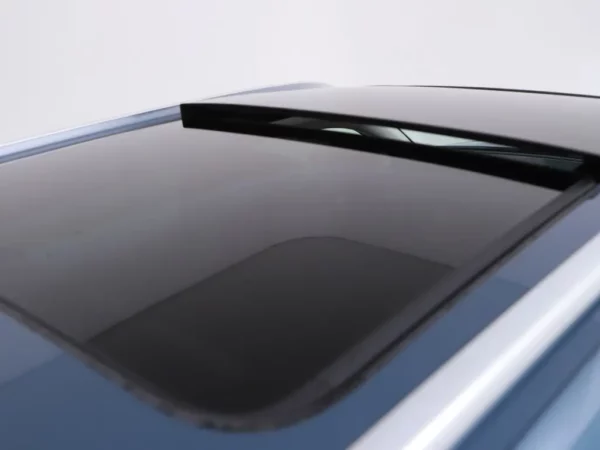 Photo 23 of 35 of WVWZZZ3CZHE054129 Volkswagen Passat Variant 1.4 TSI GTE Connected