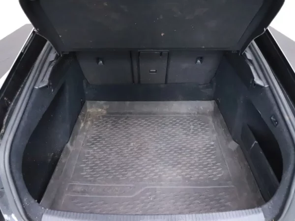 Photo 23 of 37 of WVWZZZ3HZJE515000 Volkswagen Arteon 1.5 TSI DSG R-Line