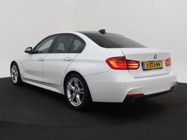 Photo 24 of 24 of WBA3A11020J617339 BMW 3-serie 316i Executive Xenon Cruise Ecc