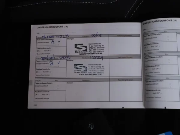 Photo 24 of 28 of VF1JZD6J651900354 Renault Scénic Xmod 1.2 TCe Bose Alcantare