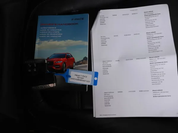 Photo 24 of 29 of SADCA2BN9HA071223 Jaguar F-Pace 2.0 Aut. Portfolio AWD 20d